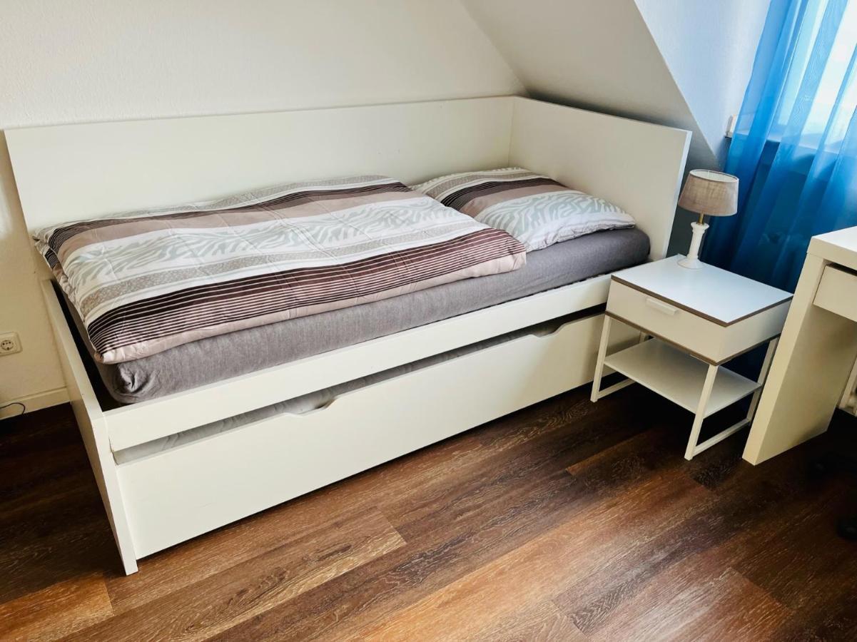 Nasa Wohnung Uerdingen Krefeld Zewnętrze zdjęcie